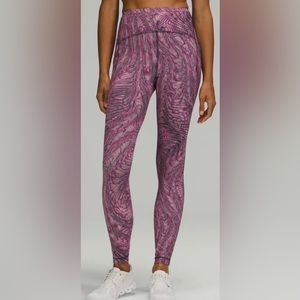 NWOT Lululemon-Swift Speed High-Rise Tight, size 4